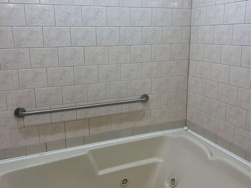 243 Governors View, Asheville, NC 28805.  MLS# CAR4317997, YatesRealty ID 556. 