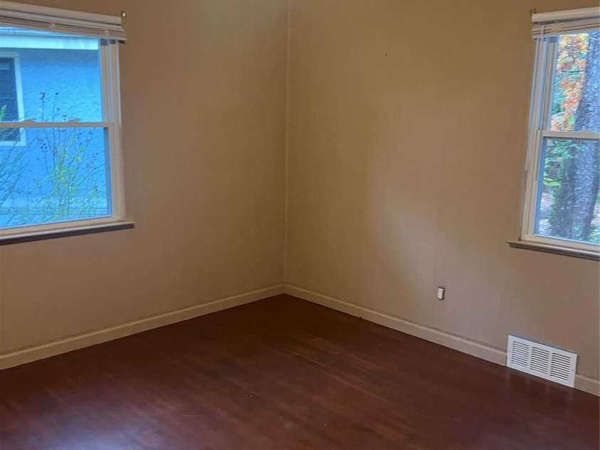 243 Governors View, Asheville, NC 28805.  MLS# CAR4317997, YatesRealty ID 556. 