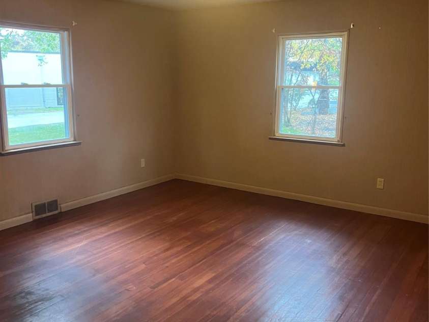 243 Governors View, Asheville, NC 28805.  MLS# CAR4317997, YatesRealty ID 556. 