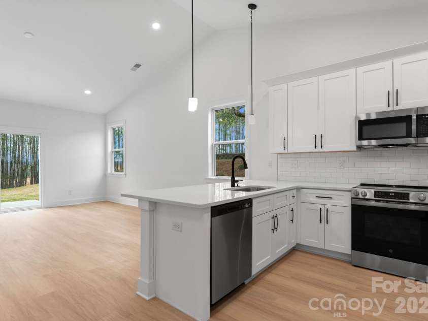220 Nancy Drive, Shelby, NC 28152.  MLS# CAR4406153, YatesRealty ID 5560. 