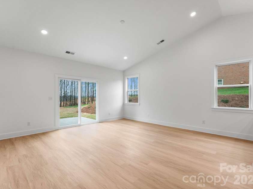 220 Nancy Drive, Shelby, NC 28152.  MLS# CAR4406153, YatesRealty ID 5560. 