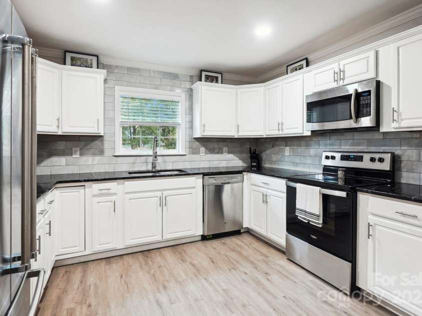 317 Annafrel Street, Rock Hill, SC 29730.  MLS# CAR4180736, YatesRealty ID 5560. 