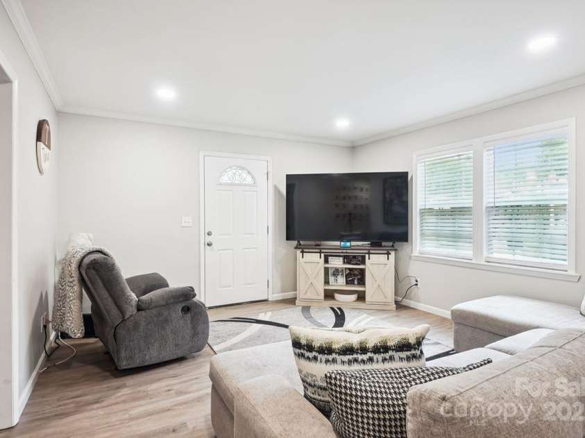 317 Annafrel Street, Rock Hill, SC 29730.  MLS# CAR4180736, YatesRealty ID 5560. 