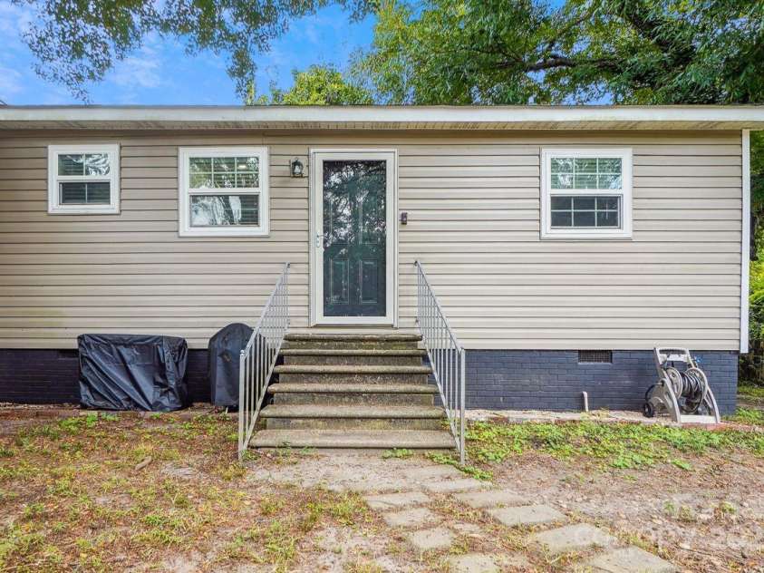 317 Annafrel Street, Rock Hill, SC 29730.  MLS# CAR4180736, YatesRealty ID 5560. 