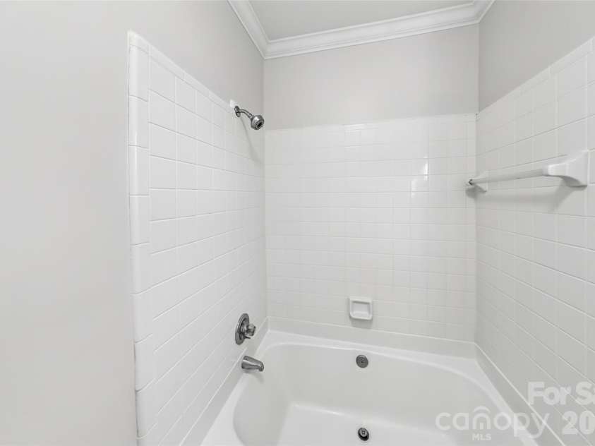 101 Morrison Hill Road, Davidson, NC 28036.  MLS# CAR4433003, YatesRealty ID 55600. 