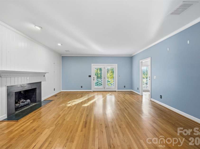 185 Appian Way, Shelby, NC 28150.  MLS# CAR4395118, YatesRealty ID 55602. 