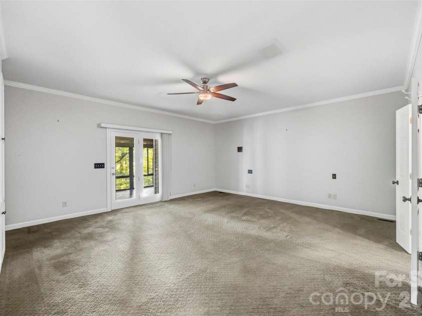 185 Appian Way, Shelby, NC 28150.  MLS# CAR4395118, YatesRealty ID 55602. 