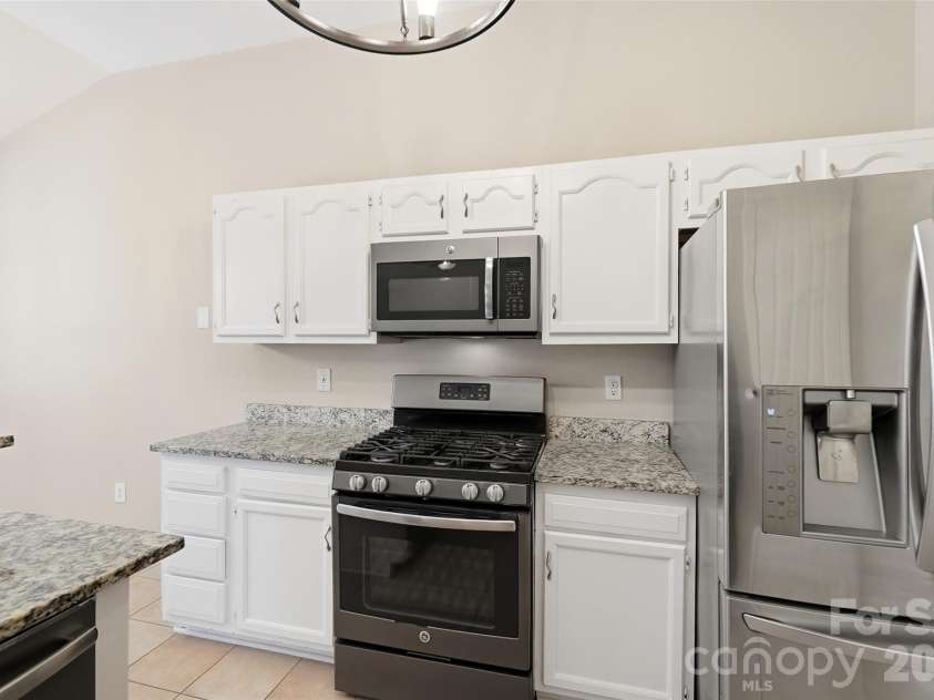 9326 Royal Highlands Court, Charlotte, NC 28277.  MLS# CAR4432579, YatesRealty ID 55603. 