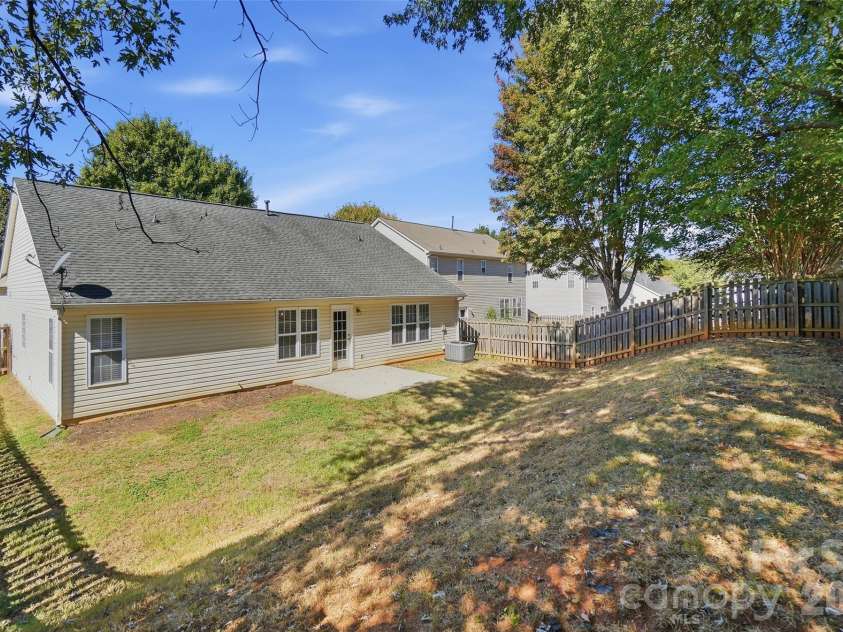 9326 Royal Highlands Court, Charlotte, NC 28277.  MLS# CAR4432579, YatesRealty ID 55603. 