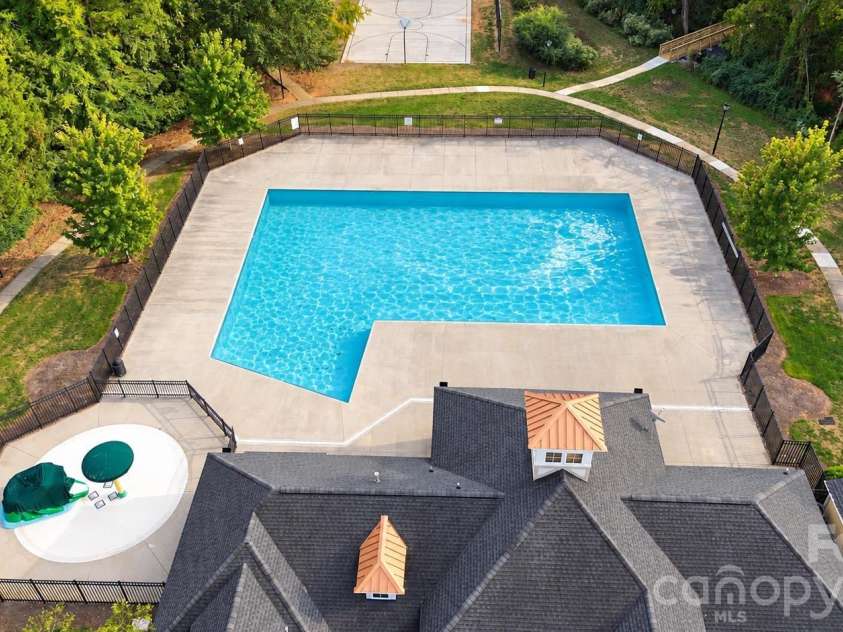 9326 Royal Highlands Court, Charlotte, NC 28277.  MLS# CAR4432579, YatesRealty ID 55603. 