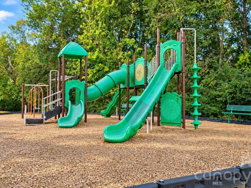 9326 Royal Highlands Court, Charlotte, NC 28277.  MLS# CAR4432579, YatesRealty ID 55603. 
