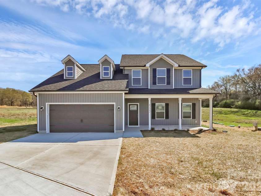 4060 Eagle Chase Drive, Charlotte, NC 28216.  MLS# CAR4432046, YatesRealty ID 55604. Photo Representation of Finished Floorplan