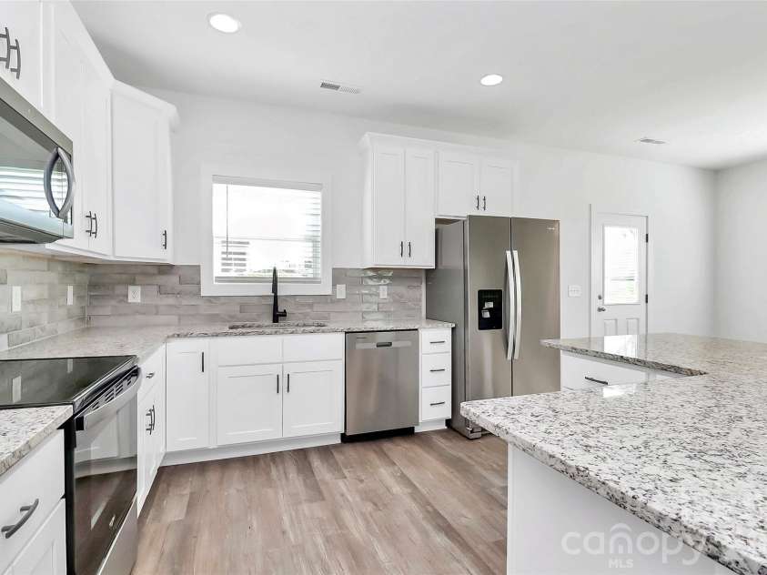4060 Eagle Chase Drive, Charlotte, NC 28216.  MLS# CAR4432046, YatesRealty ID 55604. Photo Representation of Finished Floorplan