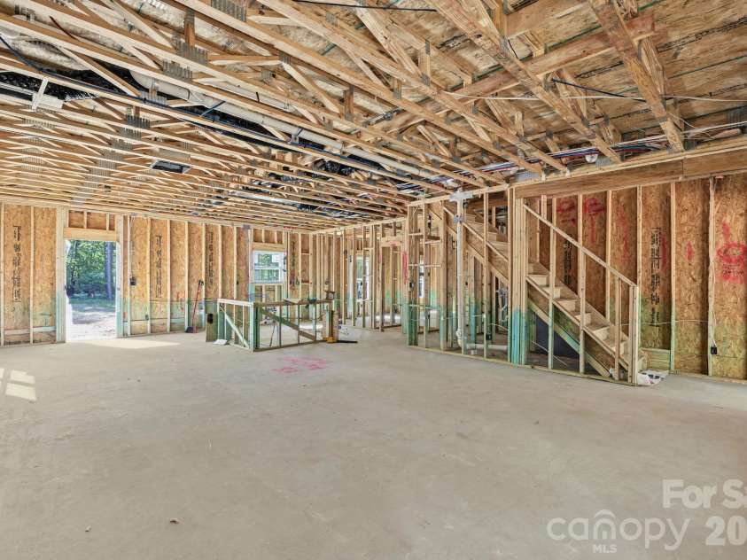 4060 Eagle Chase Drive, Charlotte, NC 28216.  MLS# CAR4432046, YatesRealty ID 55604. Status as of 10/7/26