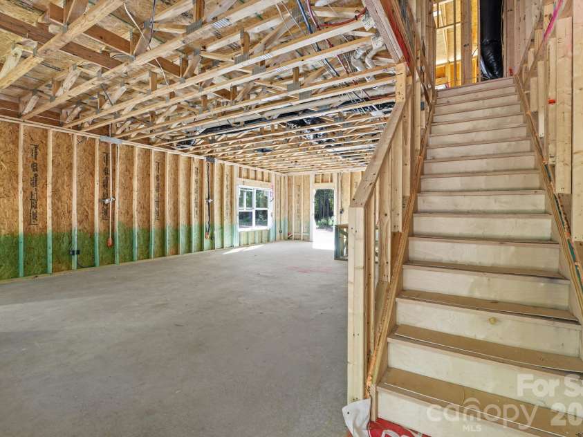 4060 Eagle Chase Drive, Charlotte, NC 28216.  MLS# CAR4432046, YatesRealty ID 55604. Status as of 10/7/26