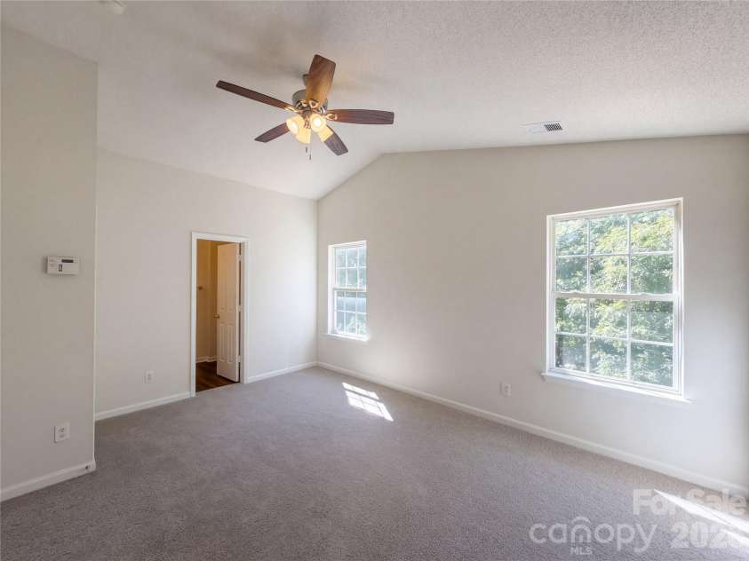 10705 Azure Valley Place, Charlotte, NC 28269.  MLS# CAR4432262, YatesRealty ID 55607. 