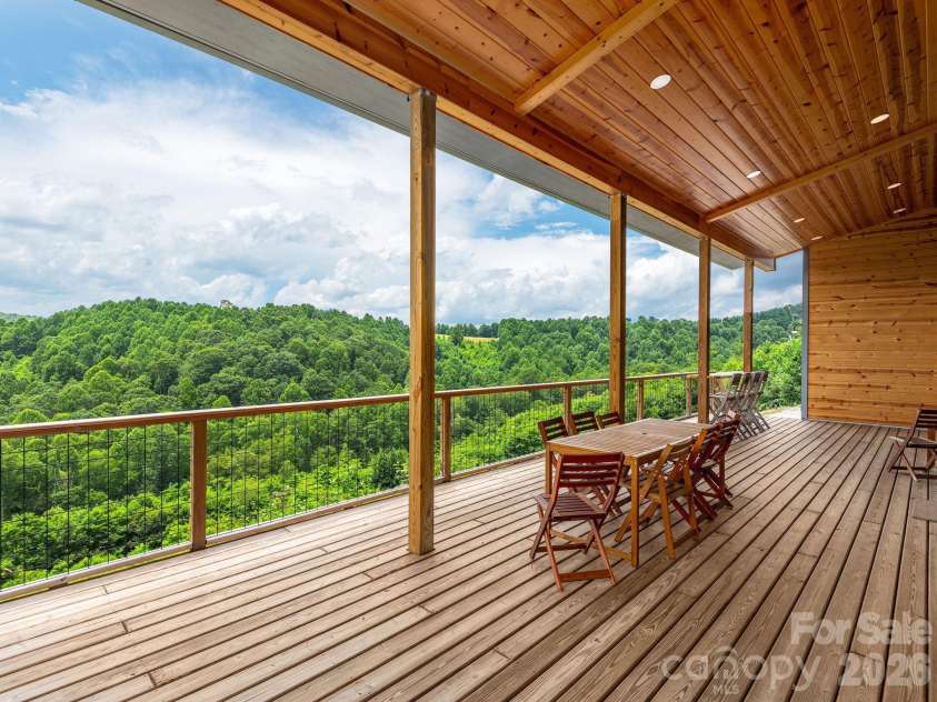 511 Emerald Mine Road, Spruce Pine, NC 28777.  MLS# CAR4358077, YatesRealty ID 5561. 