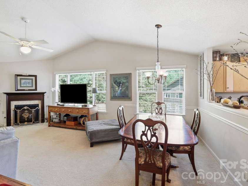 1406 Deermouse Way, Hendersonville, NC 28792.  MLS# CAR4430205, YatesRealty ID 55611. 