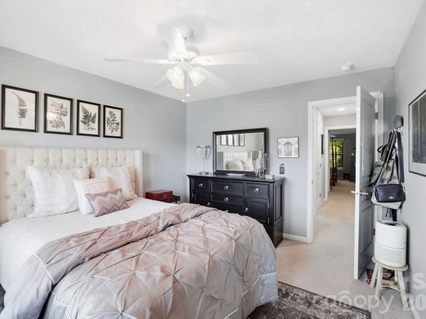 1406 Deermouse Way, Hendersonville, NC 28792.  MLS# CAR4430205, YatesRealty ID 55611. 