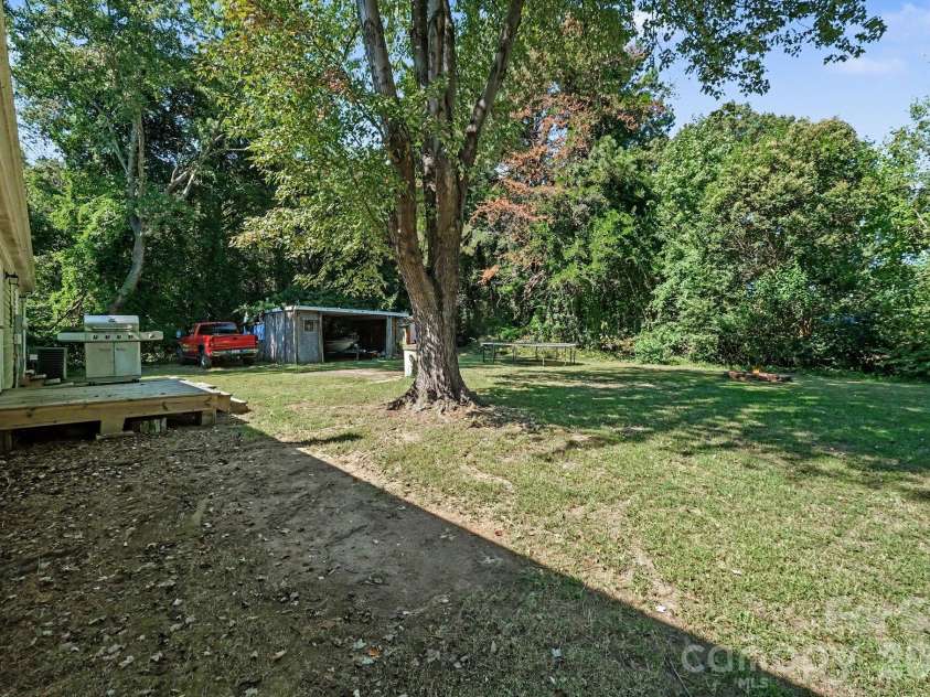 4833 Maralane Trail, Denver, NC 28037.  MLS# CAR4432544, YatesRealty ID 55612. 