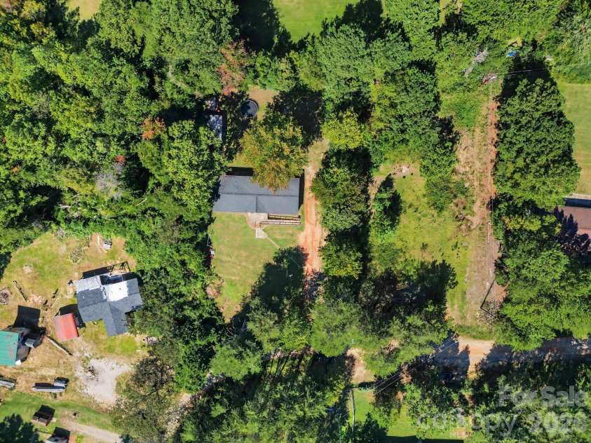 4833 Maralane Trail, Denver, NC 28037.  MLS# CAR4432544, YatesRealty ID 55612. 