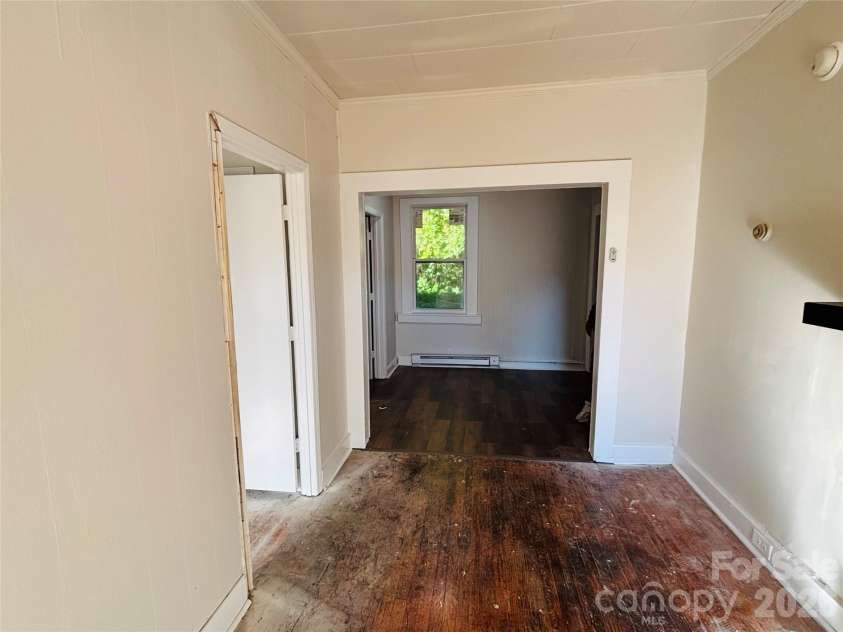 401 Hill Street, Gastonia, NC 28052.  MLS# CAR4432910, YatesRealty ID 55613. 