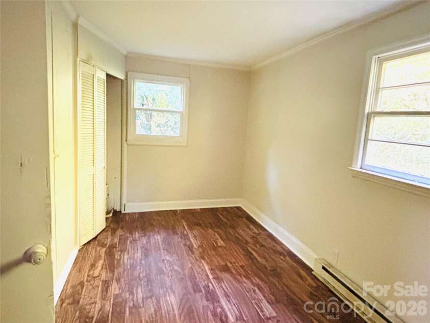 401 Hill Street, Gastonia, NC 28052.  MLS# CAR4432910, YatesRealty ID 55613. 