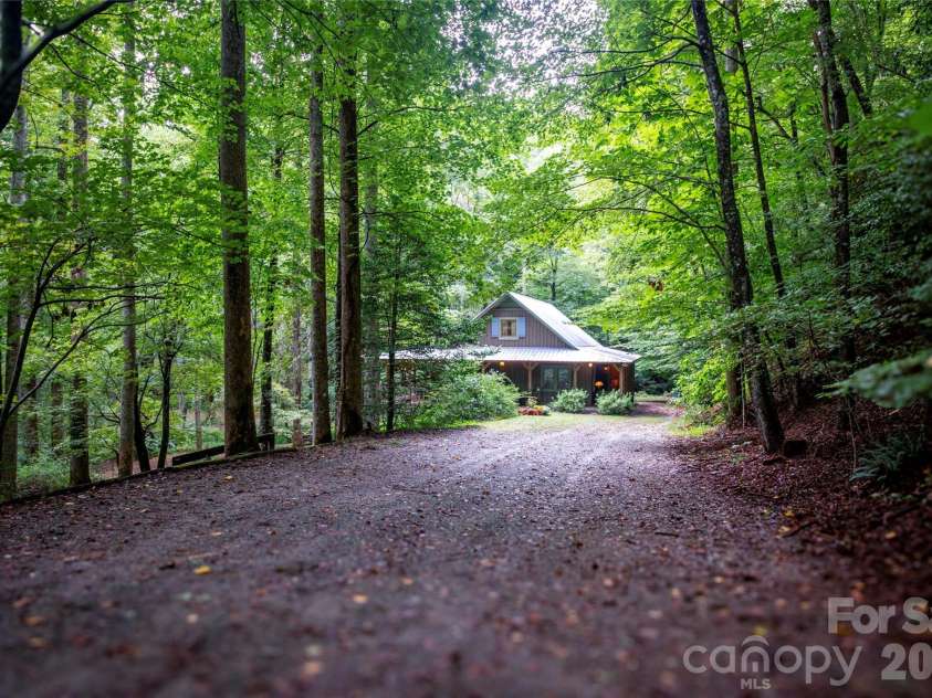 2218 Mountain Page Road, Saluda, NC 28773.  MLS# CAR4431593, YatesRealty ID 55614. 