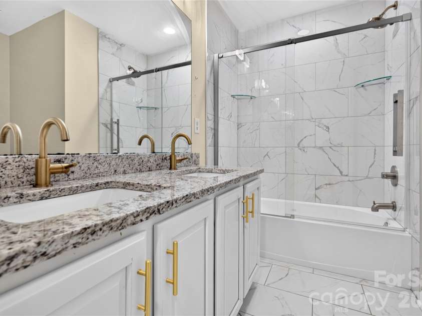11019 Woods Corner Court, Charlotte, NC 28277.  MLS# CAR4433037, YatesRealty ID 55617. 