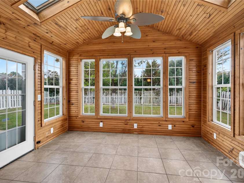 11019 Woods Corner Court, Charlotte, NC 28277.  MLS# CAR4433037, YatesRealty ID 55617. 