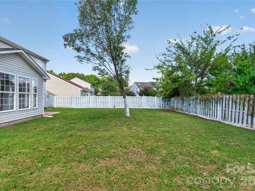 11019 Woods Corner Court, Charlotte, NC 28277.  MLS# CAR4433037, YatesRealty ID 55617. 