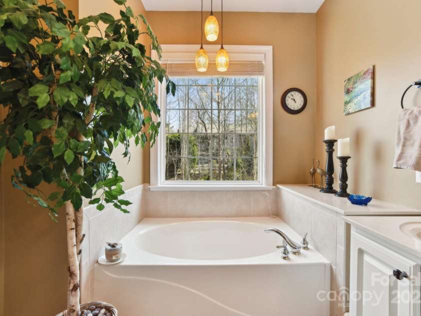 41 Golden Pond Way, Hendersonville, NC 28791.  MLS# CAR4237615, YatesRealty ID 5562. A peaceful and tranquil retreat