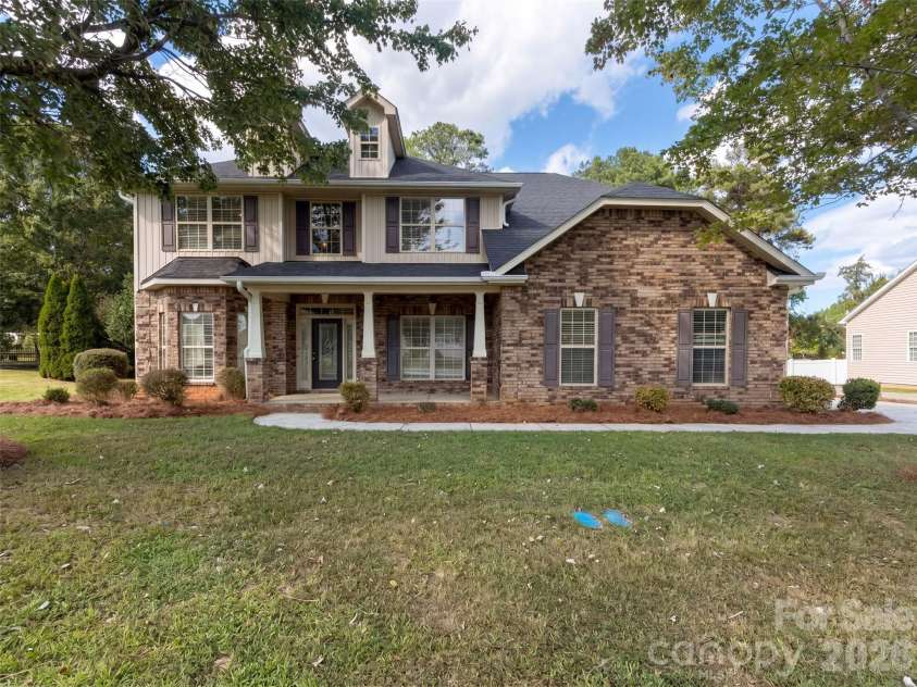 2633 Park Ridge Boulevard, Rock Hill, SC 29732.  MLS# CAR4433046, YatesRealty ID 55621. 