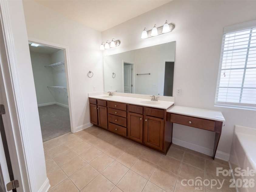 2633 Park Ridge Boulevard, Rock Hill, SC 29732.  MLS# CAR4433046, YatesRealty ID 55621. 