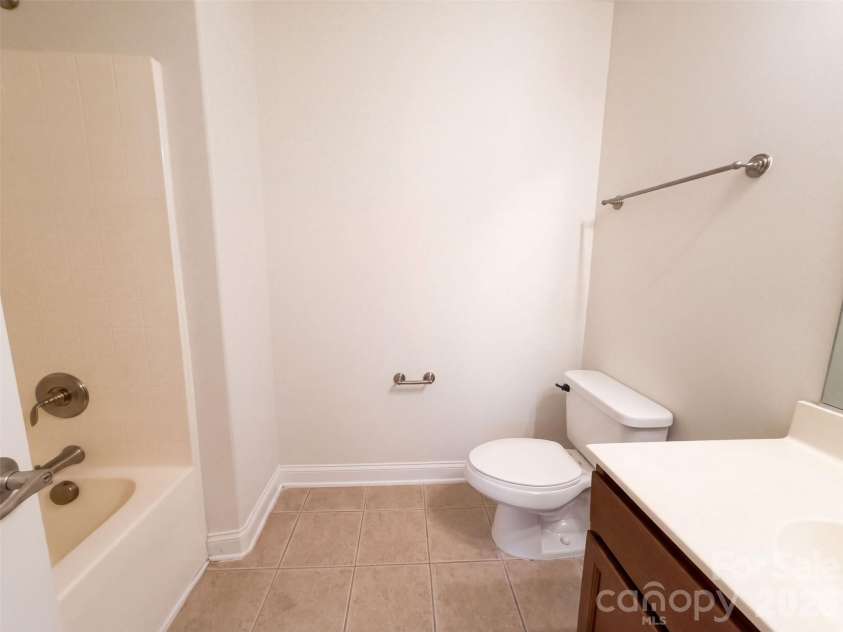 2633 Park Ridge Boulevard, Rock Hill, SC 29732.  MLS# CAR4433046, YatesRealty ID 55621. 