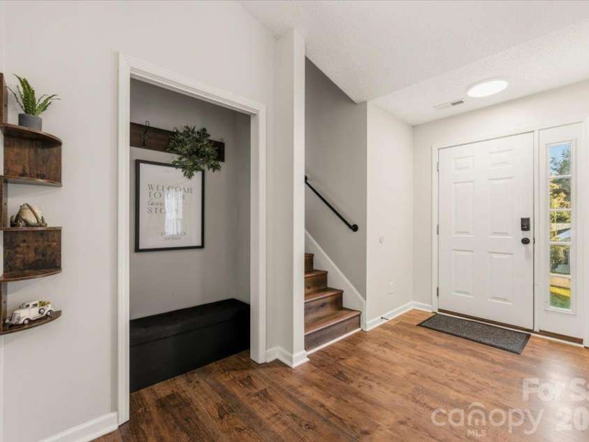 106 River Glen Drive, Morganton, NC 28655.  MLS# CAR4432425, YatesRealty ID 55622. Tri-level