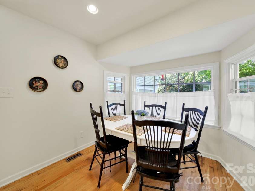 1219 Honeybee Trail, Fort Mill, SC 29715.  MLS# CAR4432004, YatesRealty ID 55625. 