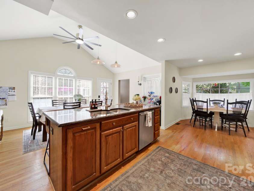 1219 Honeybee Trail, Fort Mill, SC 29715.  MLS# CAR4432004, YatesRealty ID 55625. 
