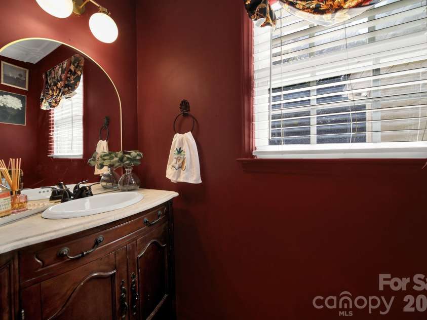 1219 Honeybee Trail, Fort Mill, SC 29715.  MLS# CAR4432004, YatesRealty ID 55625. 