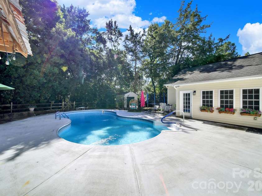 1219 Honeybee Trail, Fort Mill, SC 29715.  MLS# CAR4432004, YatesRealty ID 55625. 