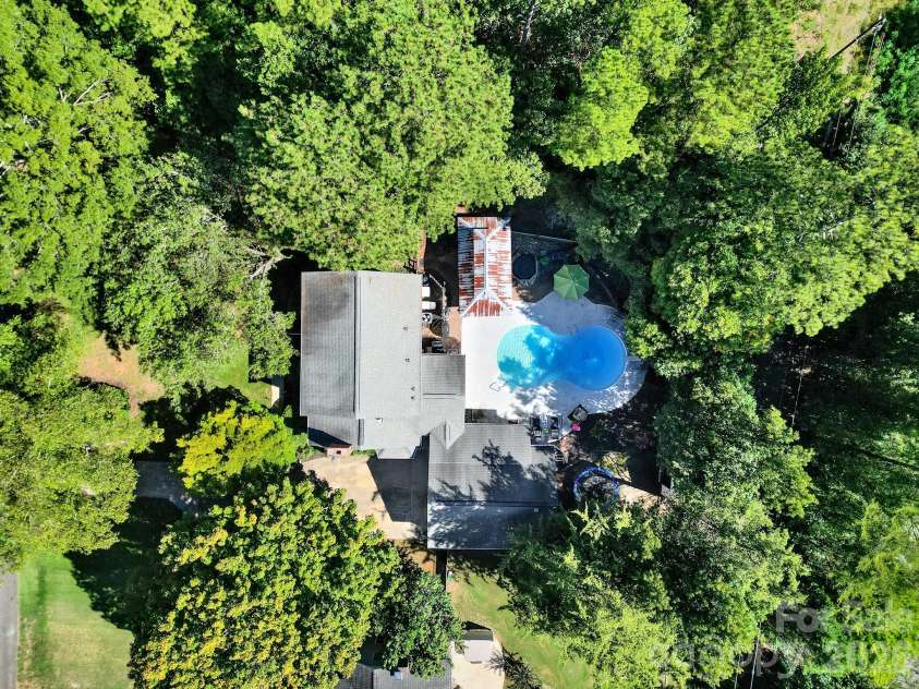 1219 Honeybee Trail, Fort Mill, SC 29715.  MLS# CAR4432004, YatesRealty ID 55625. 