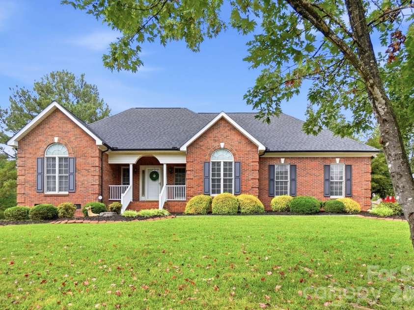 2301 Hunter Davis Court, Monroe, NC 28110.  MLS# CAR4428195, YatesRealty ID 55627. Beautiful, full brick home!