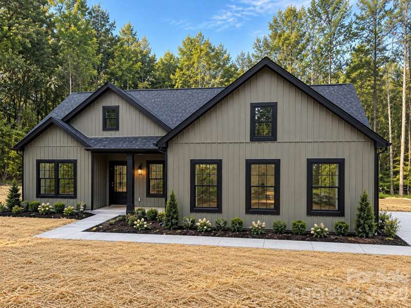 4370 Bringle Ferry Road, Salisbury, NC 28146.  MLS# CAR4433057, YatesRealty ID 55629. 