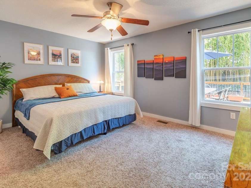 29 Herringbone Drive, Asheville, NC 28806.  MLS# CAR4238348, YatesRealty ID 5563. 