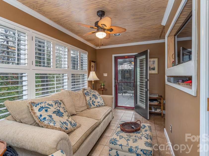 838 Bridgewood Drive, Rock Hill, SC 29732.  MLS# CAR4358765, YatesRealty ID 5563. 