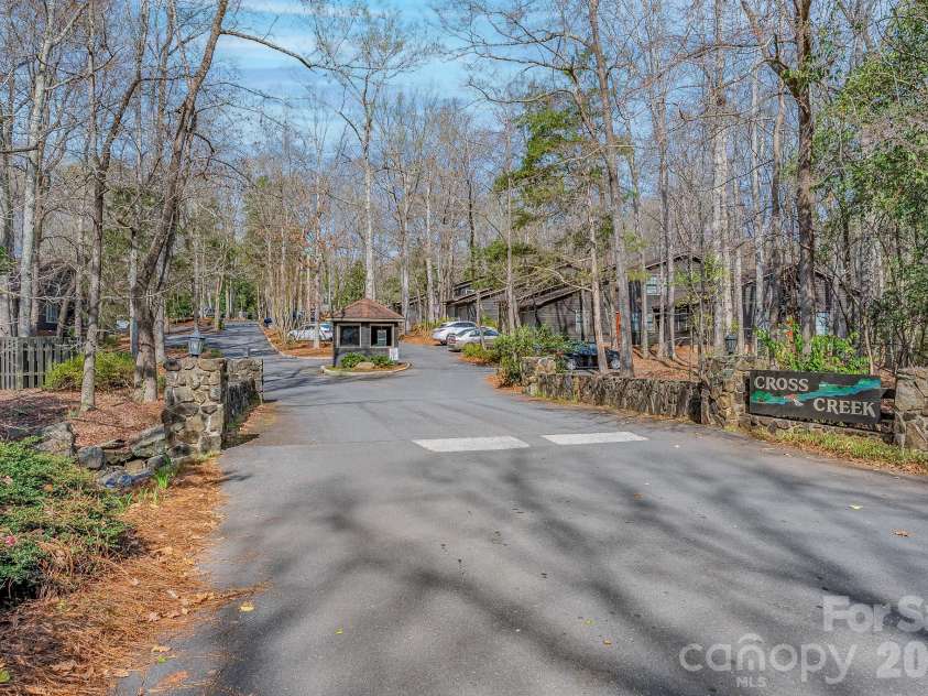 838 Bridgewood Drive, Rock Hill, SC 29732.  MLS# CAR4358765, YatesRealty ID 5563. 