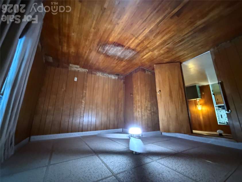 8915 Idlewild Road, Charlotte, NC 28227.  MLS# CAR4430332, YatesRealty ID 55630. 
