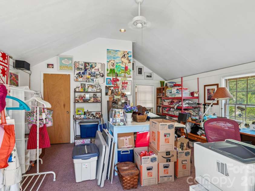 6007 Statesville Road, Charlotte, NC 28269.  MLS# CAR4432976, YatesRealty ID 55631. 