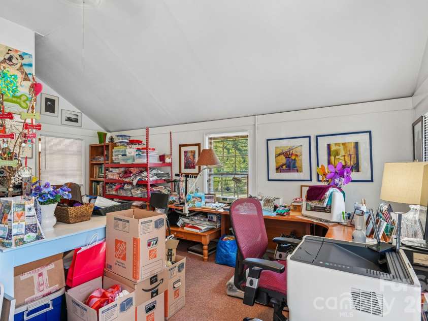 6007 Statesville Road, Charlotte, NC 28269.  MLS# CAR4432976, YatesRealty ID 55631. 
