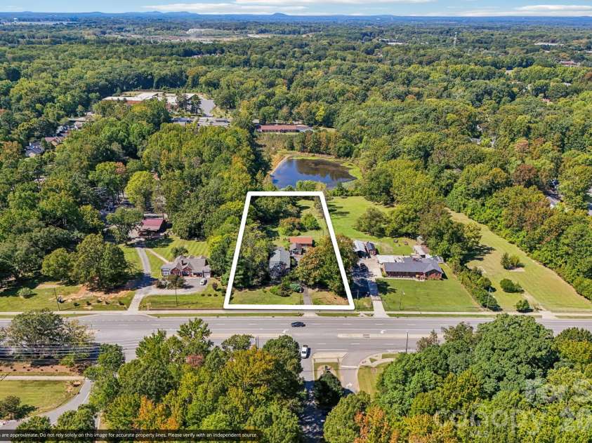 6007 Statesville Road, Charlotte, NC 28269.  MLS# CAR4432976, YatesRealty ID 55631. 